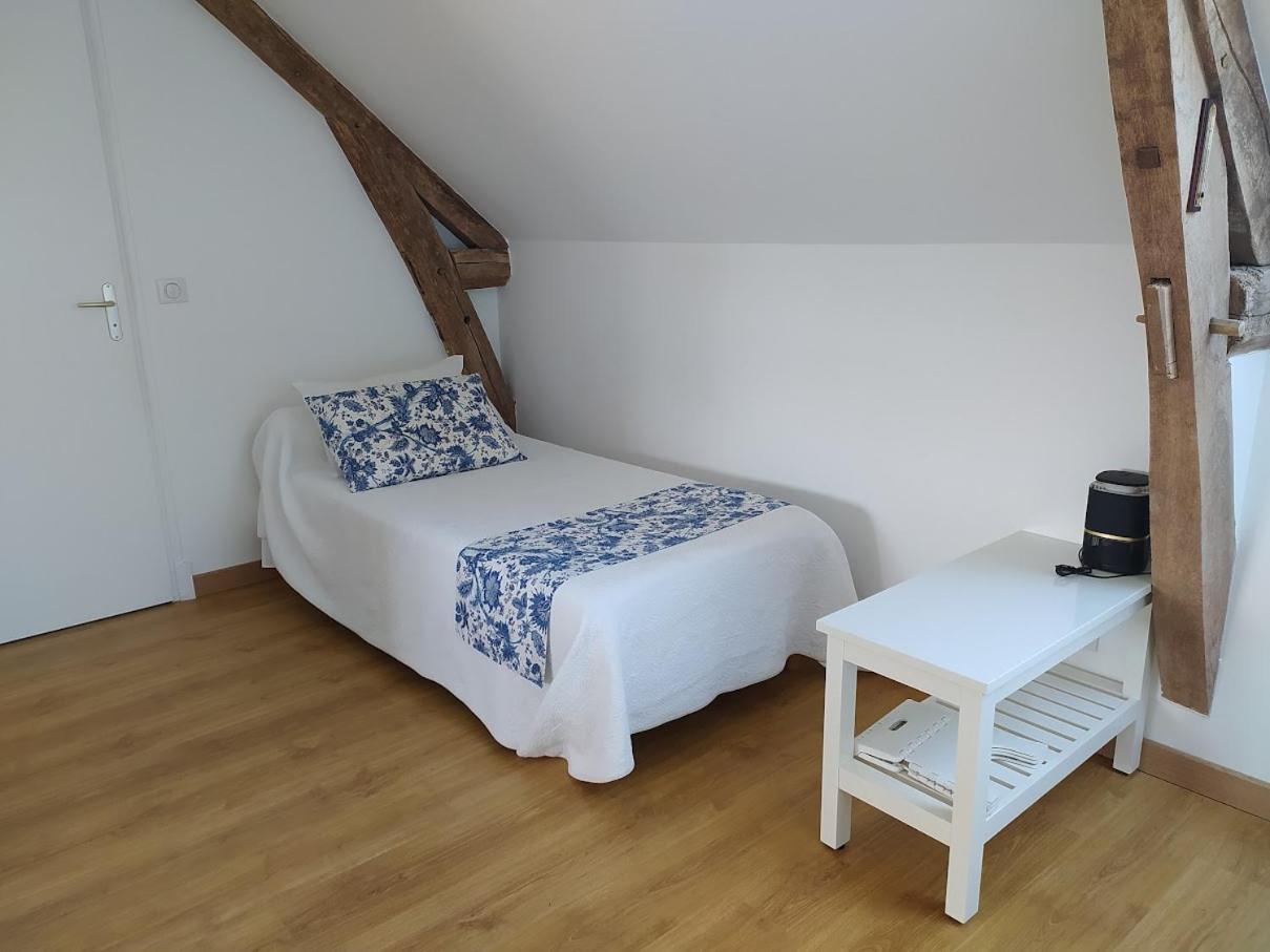Les Ormeaux Otel Oisly Dış mekan fotoğraf