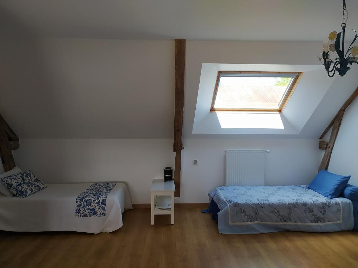 Les Ormeaux Otel Oisly Dış mekan fotoğraf